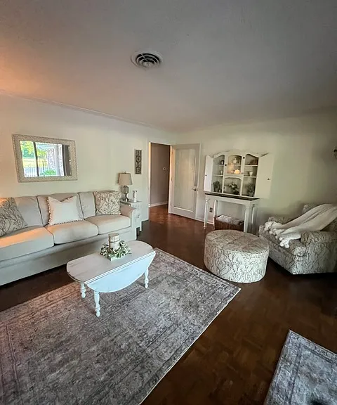 222 Meadow Ln — Photo 11