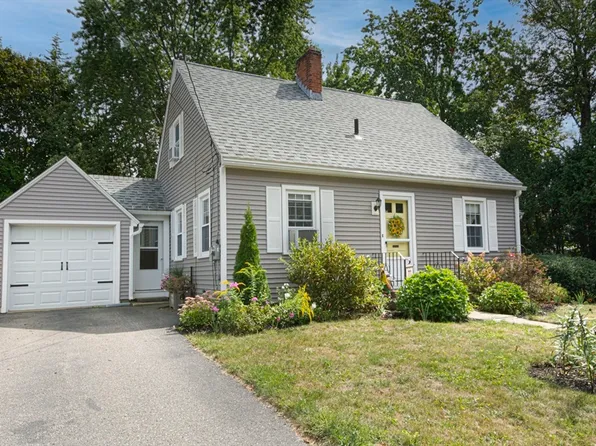 11 Myrtle Rd, Gardner, MA 01440