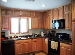 1110 Broadway St, Hammond, WI 54015