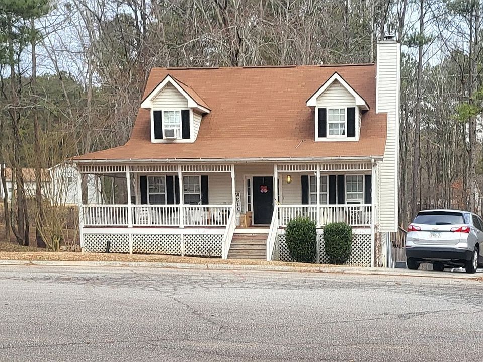 2nd image of 440 Hannah Dr