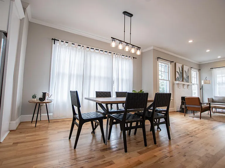 703 Erin Ave SW — Photo 17