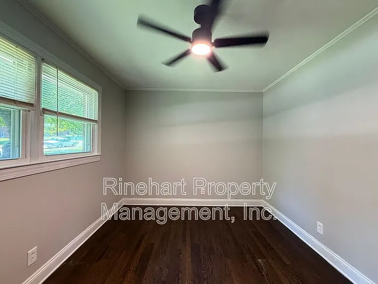 645 Greenbriar Ave — Photo 8