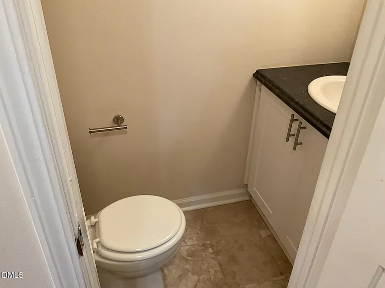 101 Luxon Pl — Photo 14