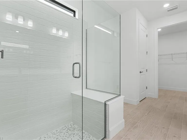 2104 Freemont Way NE — Photo 11