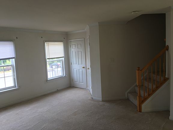 4th image of 600 Hupps Hill Ct
