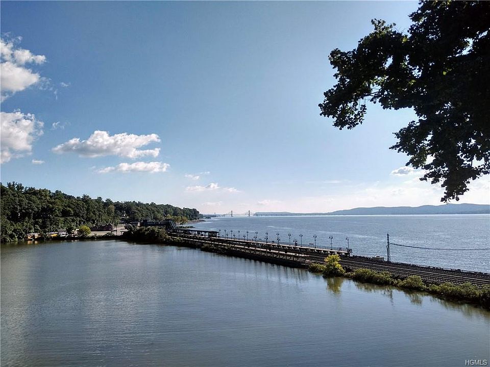 1st image of 306 Kemeys Cove Ave