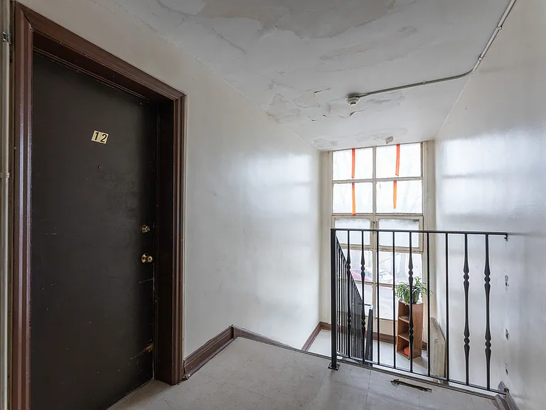 330 Chisholm Ave #12 — Photo 14