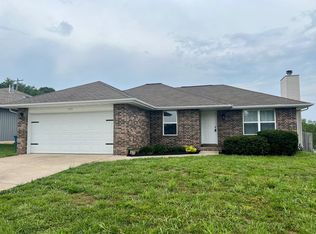 103 Daleview Cir, Nixa, MO 65714