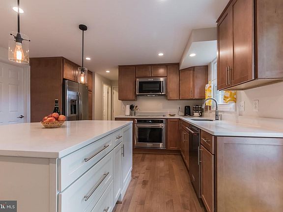 3rd image of 13413 Hidden Meadow Ct