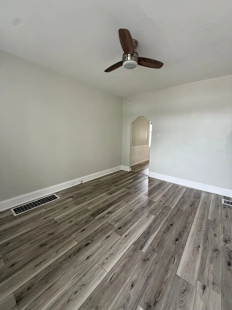 Newly Renovated 2-Bedroom Home | McKees Rocks | Section 8 Accepted — Photo 3
