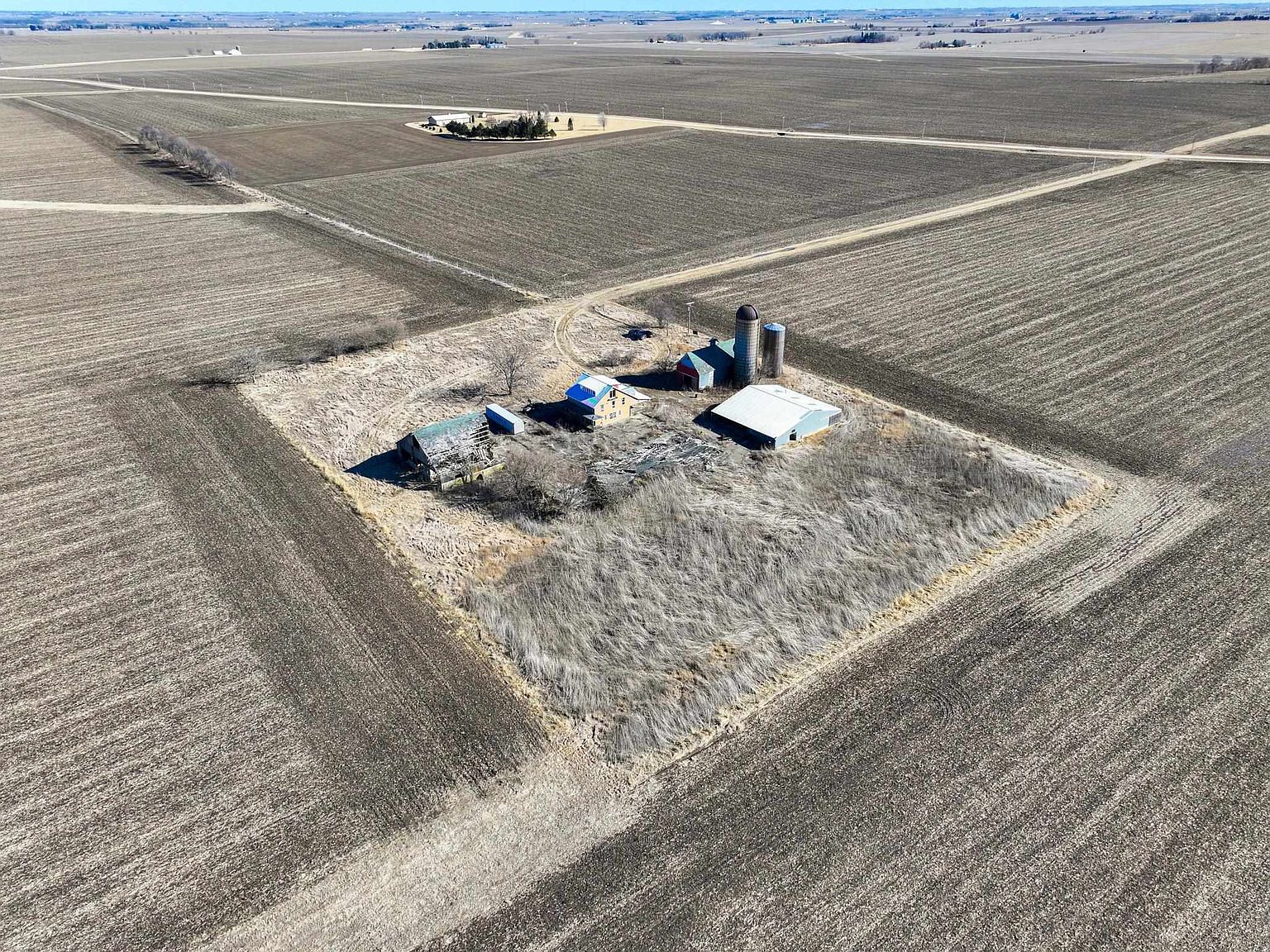 13244 E Lindenwood Rd, Kings, IL 61068 | Zillow