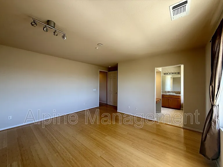4373 Red Maple Way — Photo 7