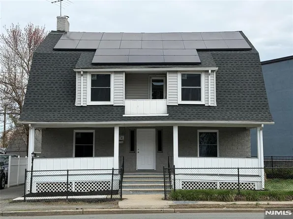 126 Essex St, Hackensack, NJ 07601