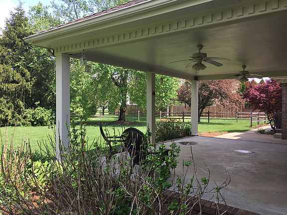 5th image of 841 Albemarle Dr