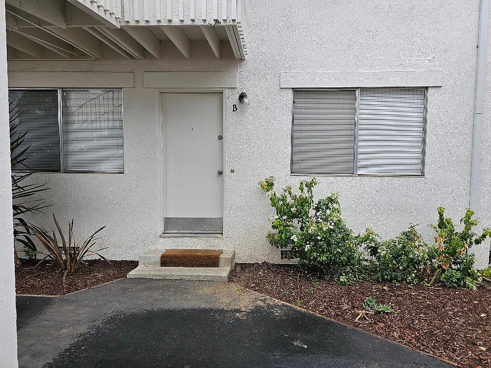 217 Berry St B Santa Cruz CA 95060 Zillow