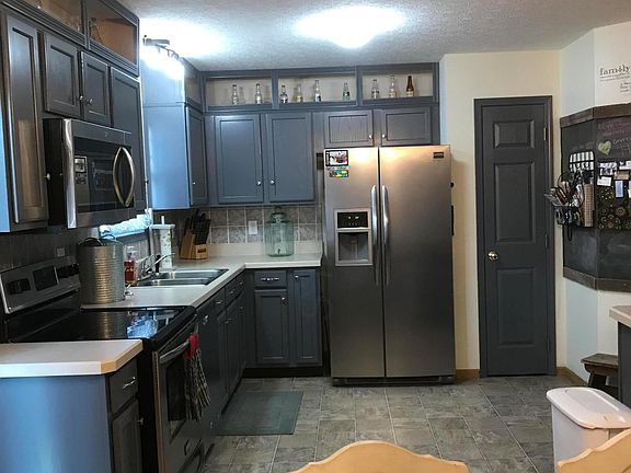3rd image of 63 Gala Ave SW