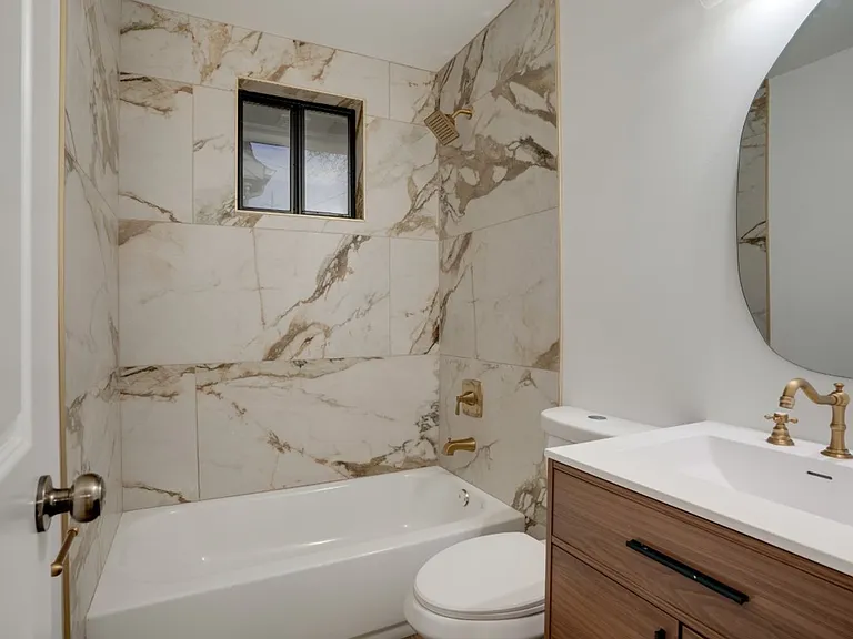 1922 Herman St — Photo 15