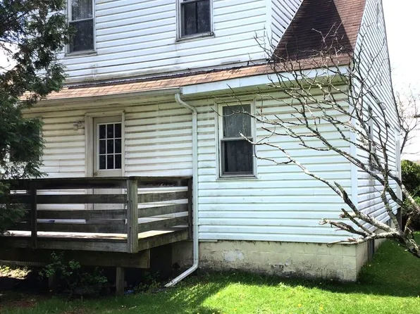 131-135 Munster Rd, 131-135 Munster Rd #135-B, Portage, PA 15946