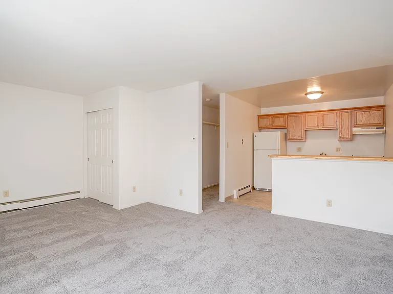 136 Main St #105 — Photo 7