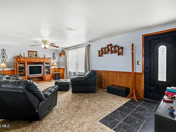 5th image of 4222 Fremont Pike