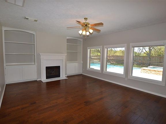 2nd image of 3502 Paigewood Dr