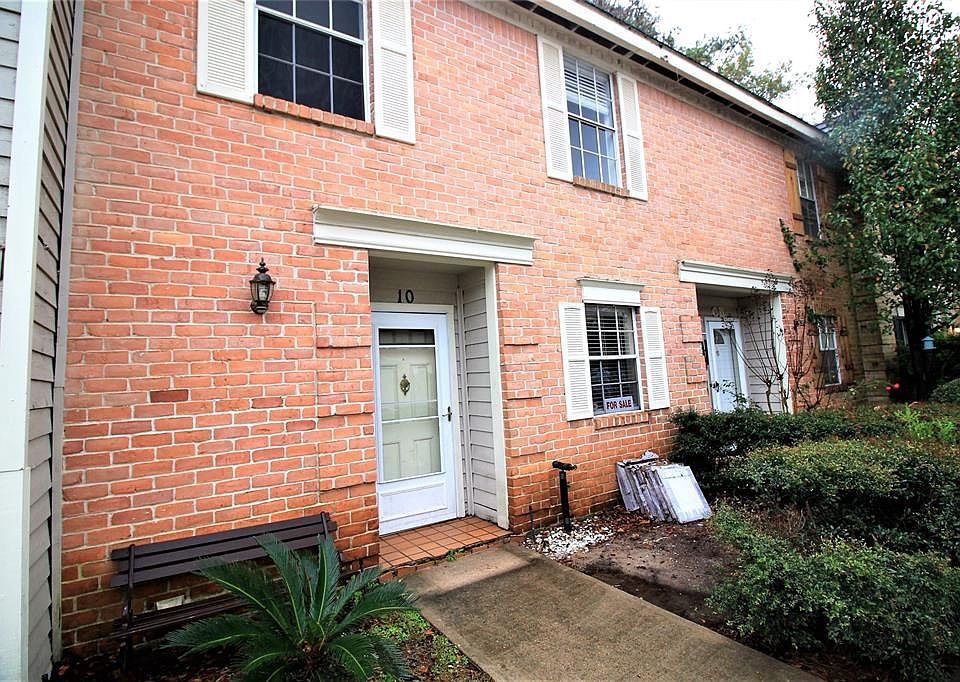1st image of 2030 Plantation Dr #10