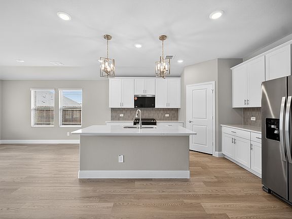 2nd image of 2705 Grand Teton Dr