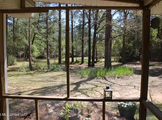 121 American Sand And Gravel Rd #&gravel, Poplarville, MS 39470