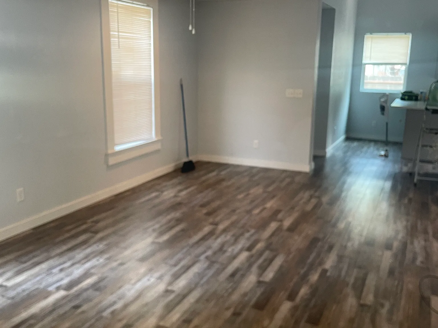 2 bed, 1050 sqft, $1,900 — Photo 2