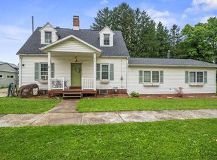 615 Wright St, Corry, PA 16407