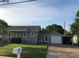 1020 5th St, Columbus, NE 68601
