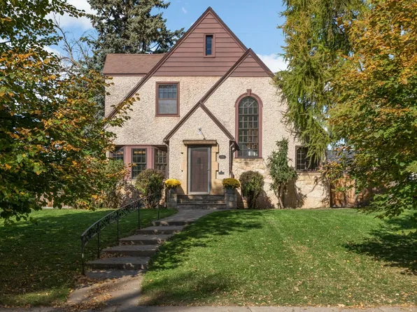 1787 Hillcrest Ave, Saint Paul, MN 55116