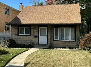 64-26 230, Oakland Gardens, NY 11364