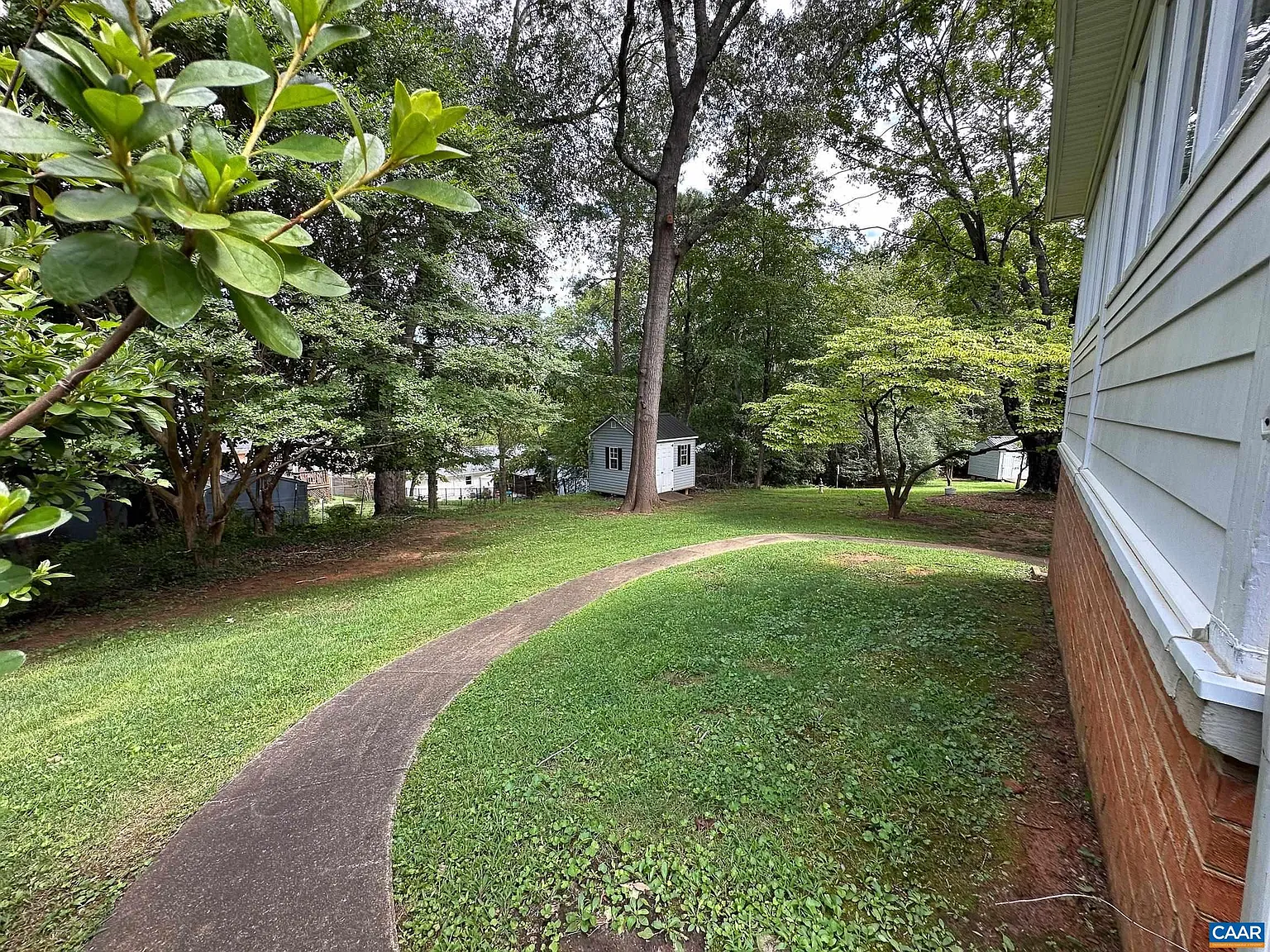 3 bed, 3.0 bath, 2665 sqft, $2,995 — Photo 3