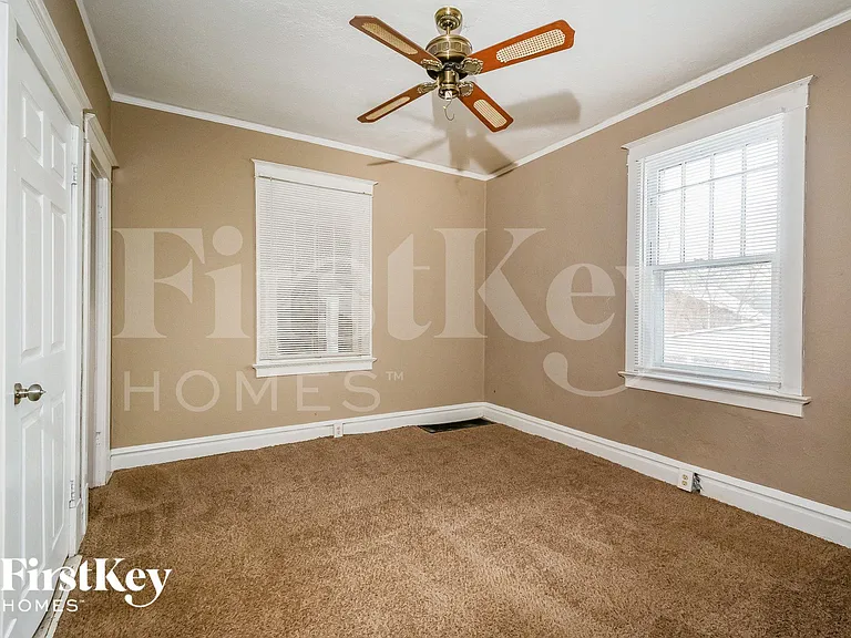 1455 S New Florissant Rd — Photo 12