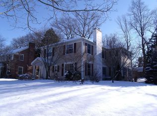 2530 Maplewood Dr SE, East Grand Rapids, MI