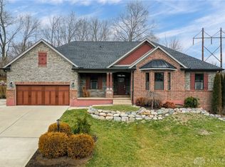3812 Sable Ridge Dr, Bellbrook, OH 45305