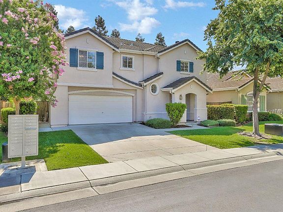 2nd image of 3761 Bridlewood Cir
