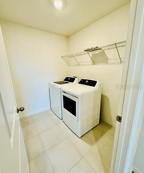 754 Overpool Ave — Photo 8