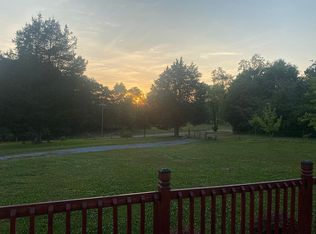 1039 Harmony Rd SE, Silver Creek, GA 30173