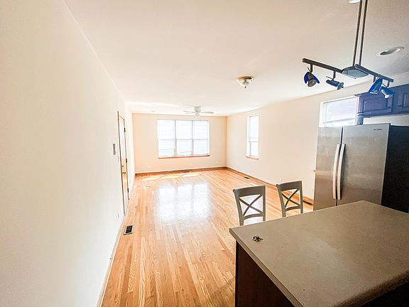 2nd image of 6220 S Kenwood Ave #2