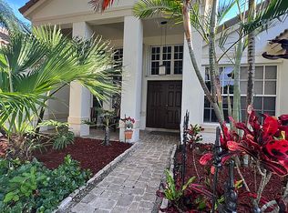 8801 Southern Orchard Rd S, Davie, FL 33328