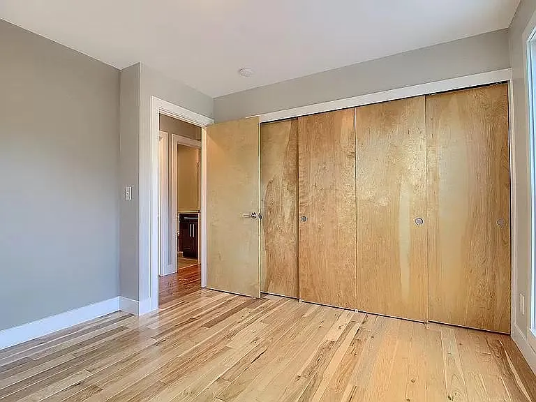 559 London Ave — Photo 15