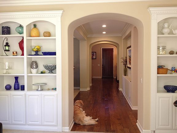 Built-Ins in Dining Room
