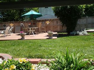 9825 Lomond Dr, Manassas, VA 20109