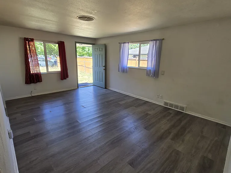 4615 S Henderson St #NA — Photo 6