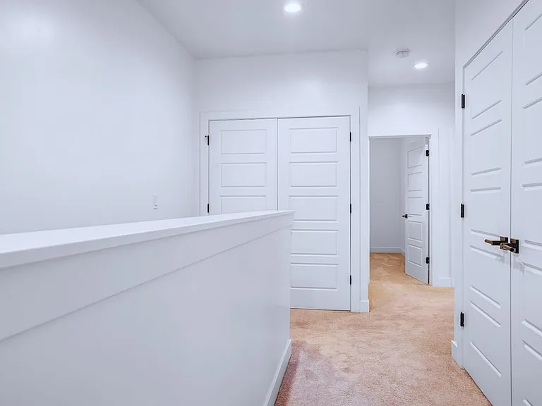 Peak Interior-7