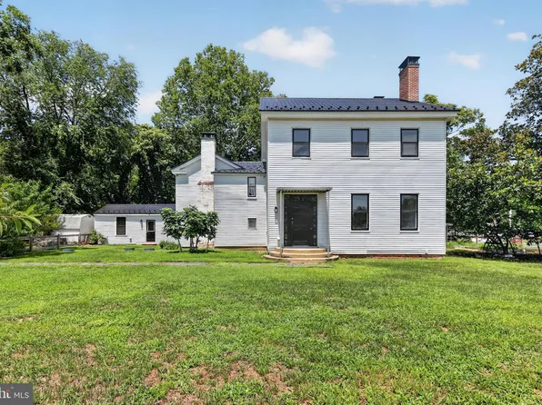 22109 Aquasco Rd, Aquasco, MD 20608