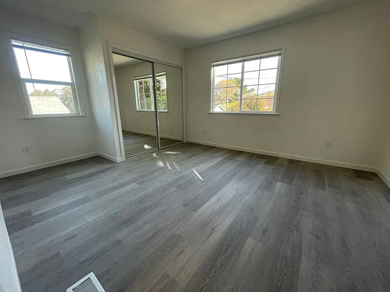 4033 La Colina Rd — Photo 14