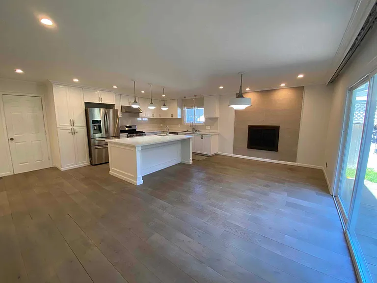 918 Daffodil Way — Photo 1